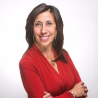 Claudia-Freed-CEO