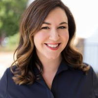 Kara-Headshot-3-3-20-webinar